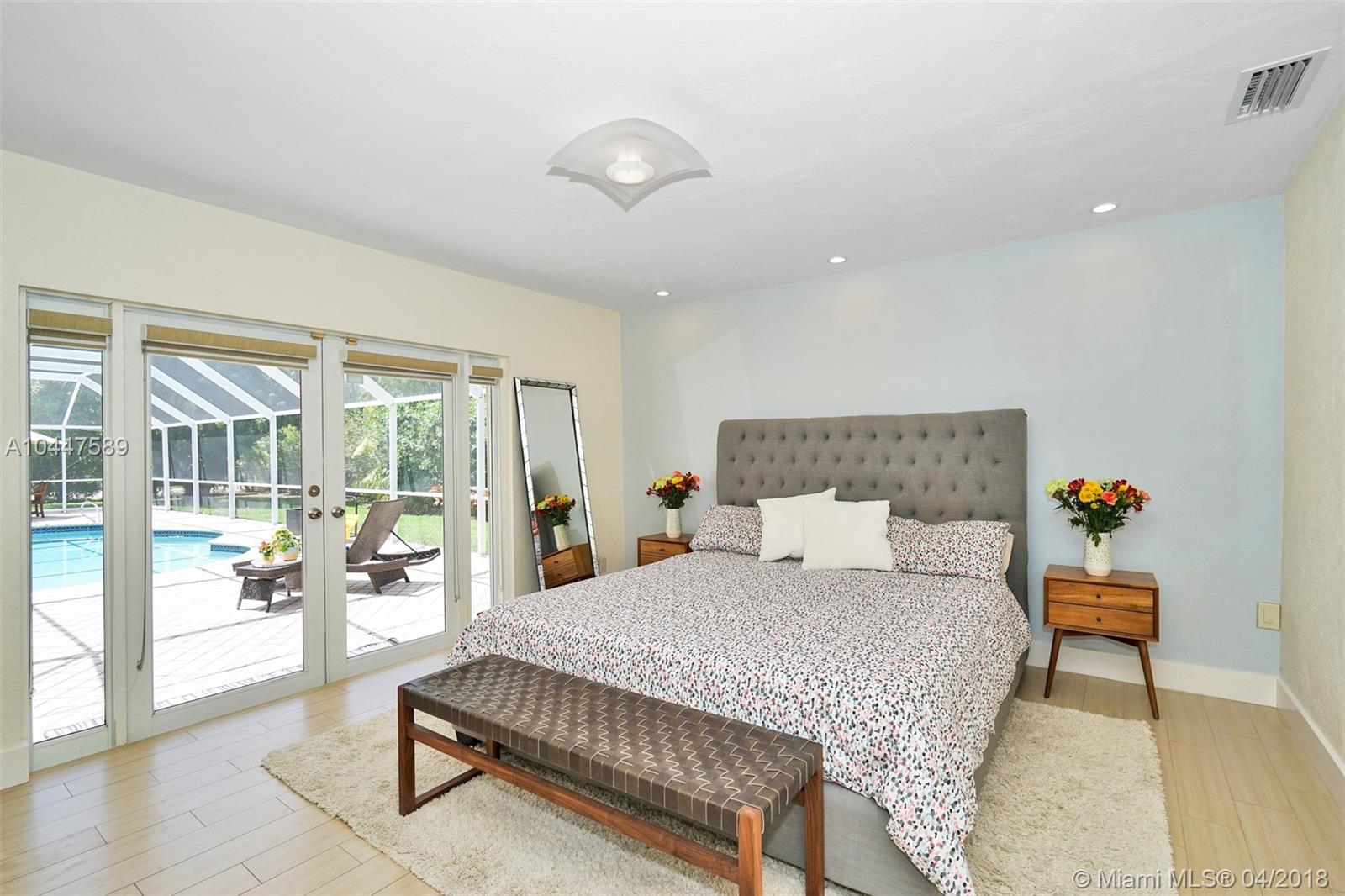 KENDALL GARDENS - Residential