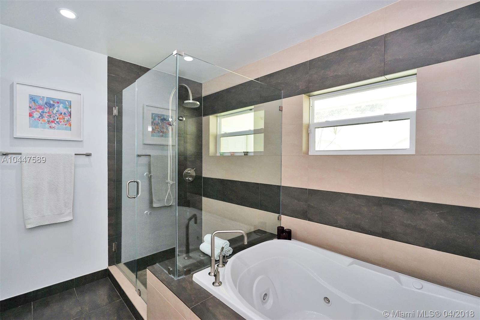 KENDALL GARDENS - Residential