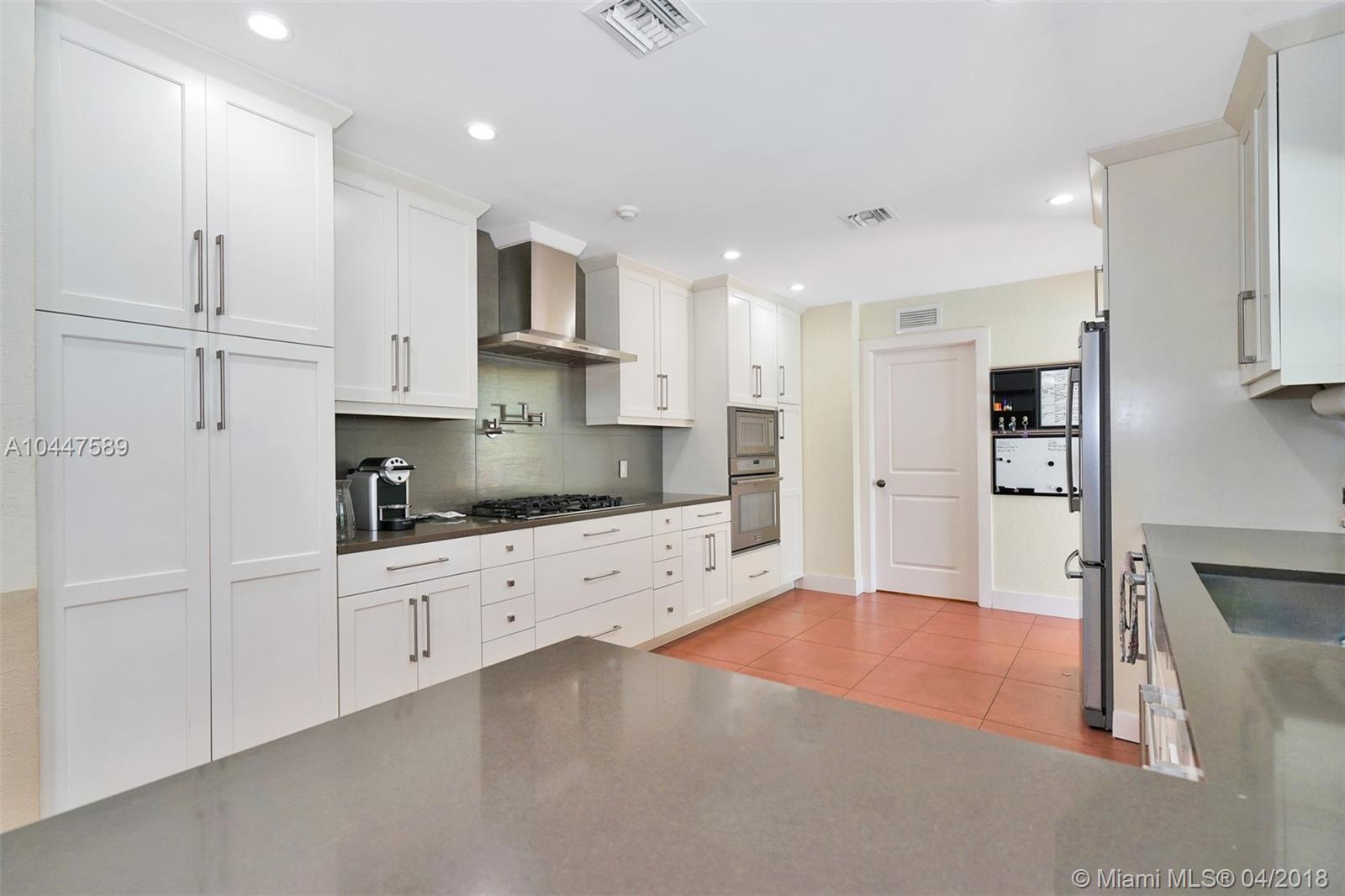 KENDALL GARDENS - Residential
