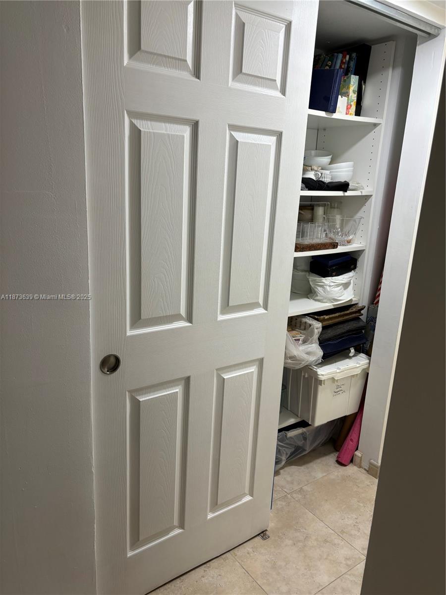 ENSENADA CONDO BLDG E-II - Residential