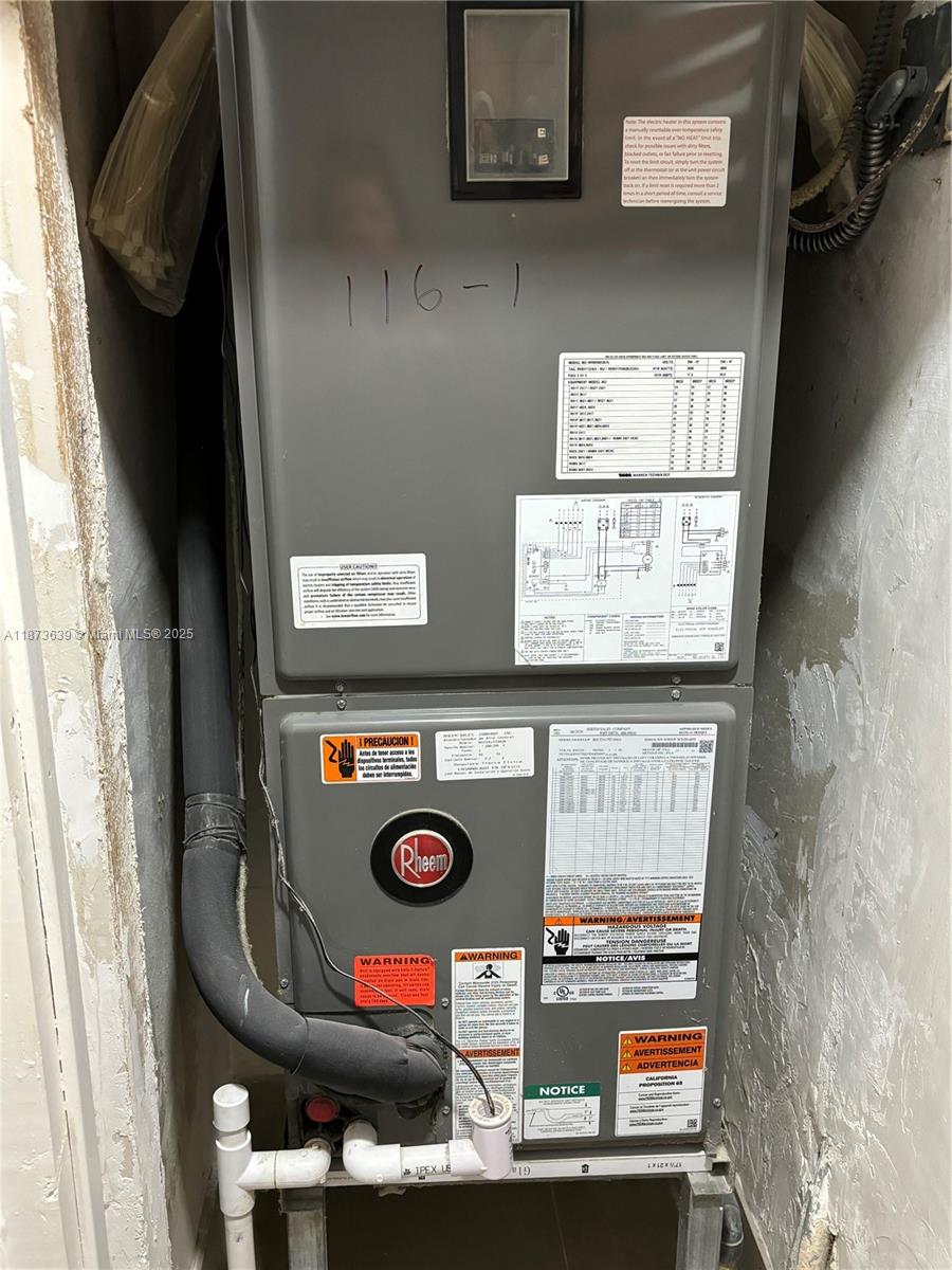 ENSENADA CONDO BLDG E-II - Residential