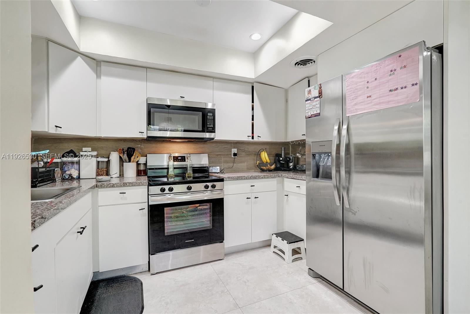 OJUS SUB - Residential Lease