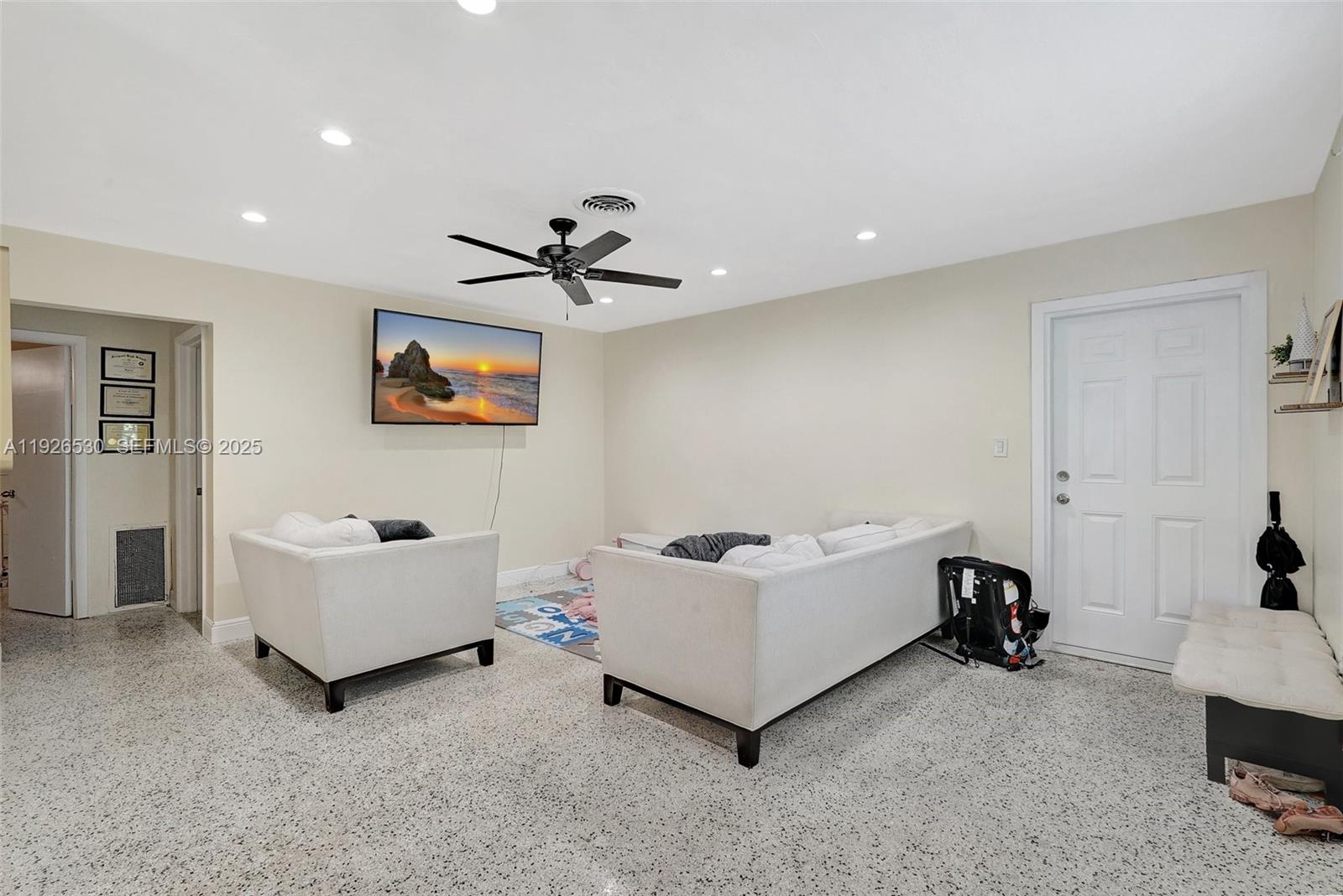 OJUS SUB - Residential Lease