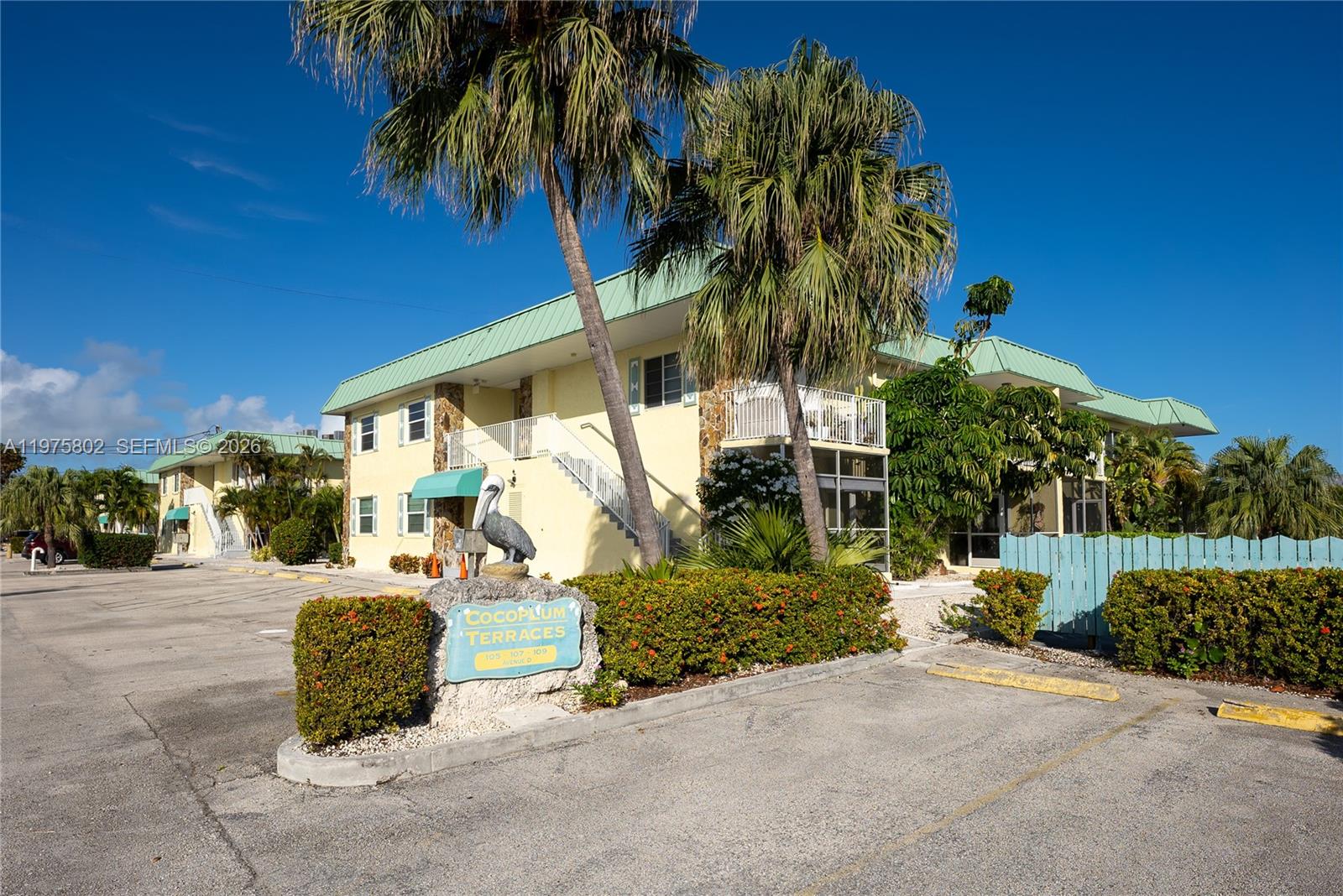 Cocoplum beach - Residential