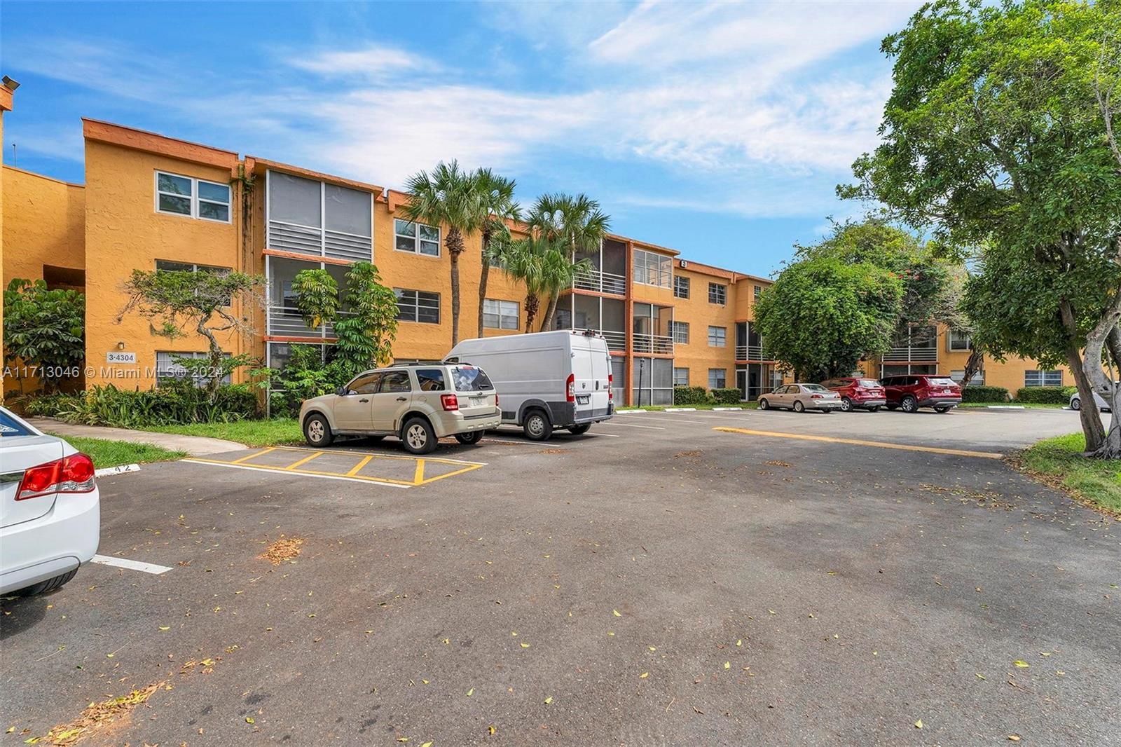 HERITAGE CIRCLE CONDO - Residential Lease
