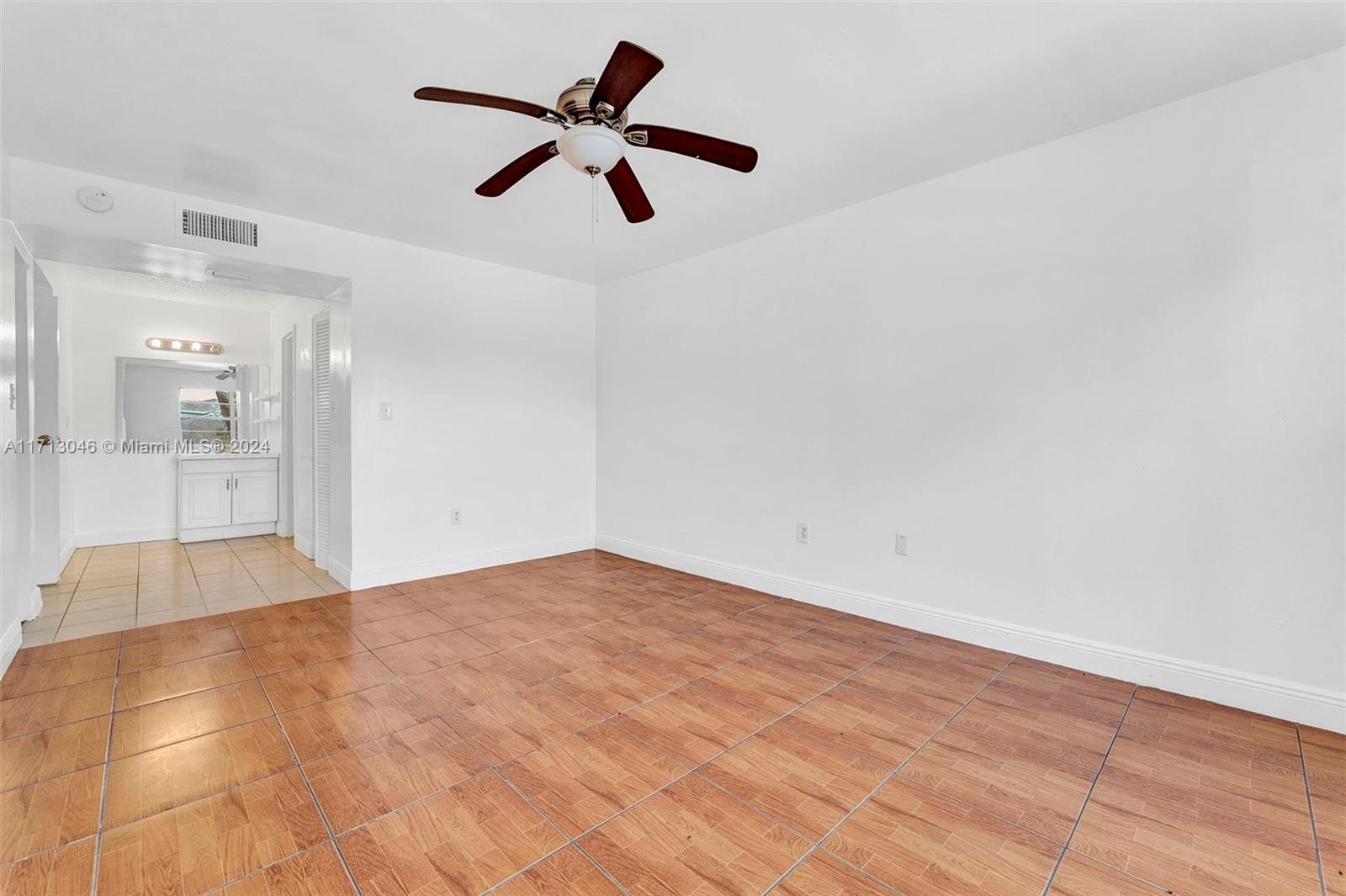 HERITAGE CIRCLE CONDO - Residential Lease