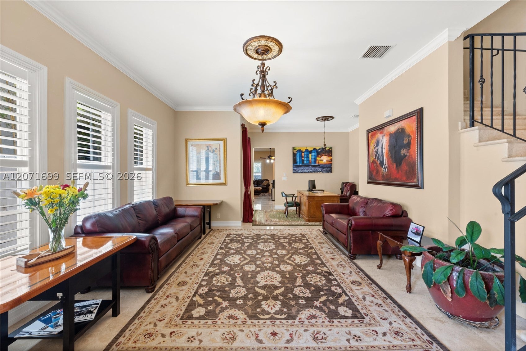 423 SW 16th St