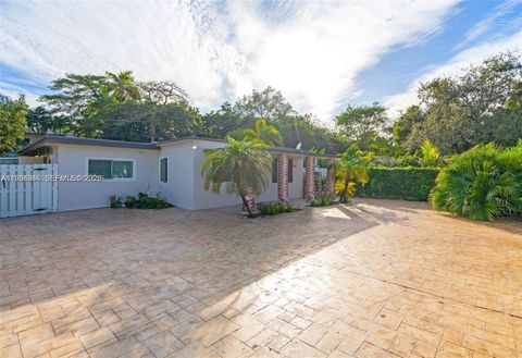 Photo of 3800 Charles Ter, Miami, FL 33133 (MLS # A11994246)