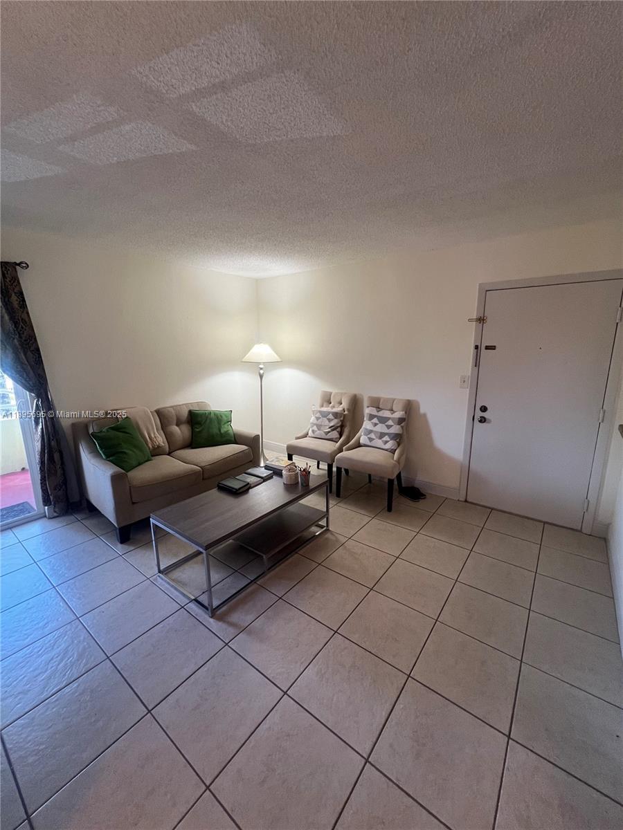 PALM COVE COND - Residential Lease