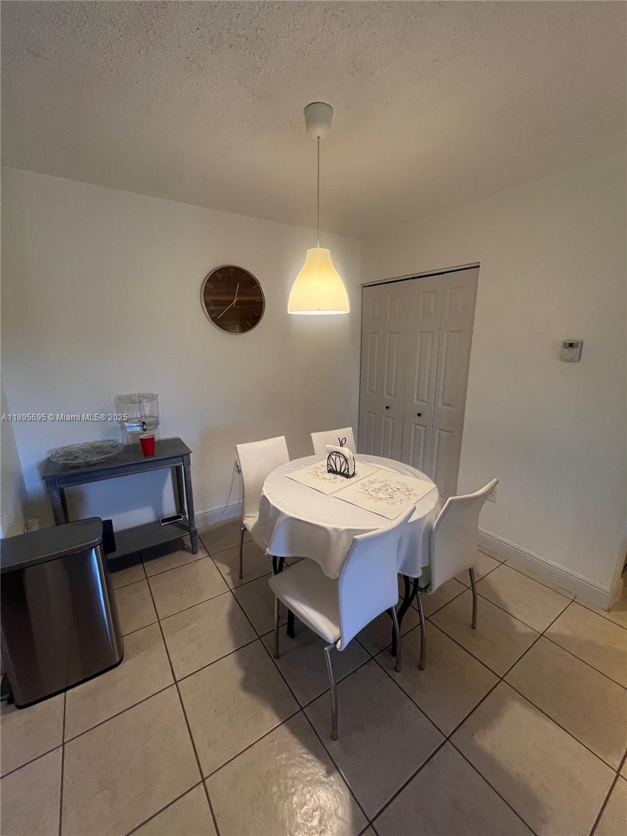 PALM COVE COND - Residential Lease