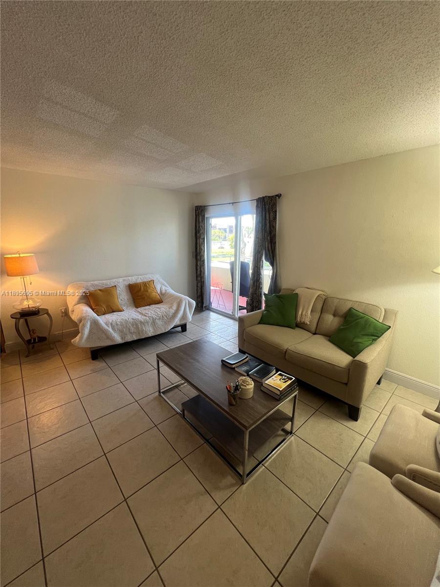 PALM COVE COND - Residential Lease