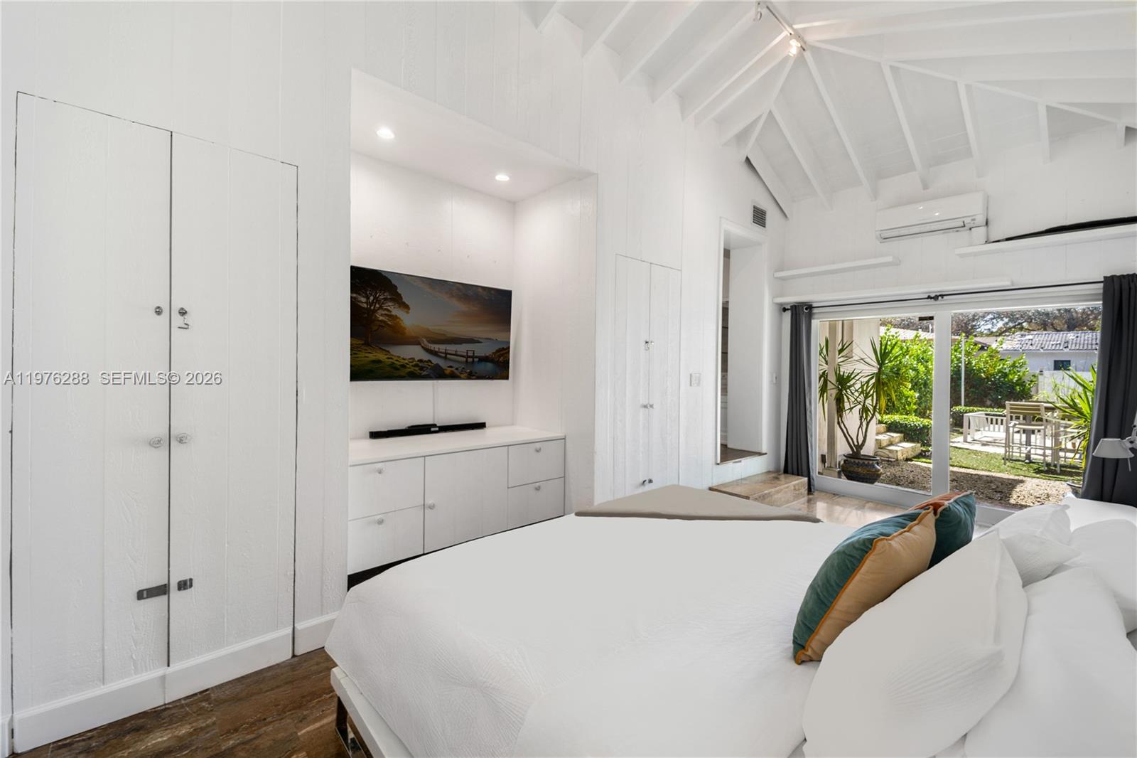 REV PL MIAMI SHORES SEC 8 - Residential