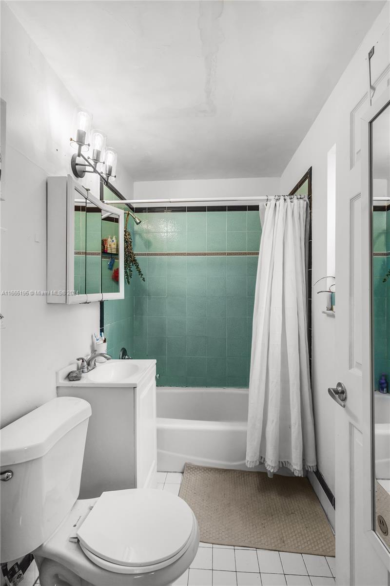 JASMINE CONDO - Residential