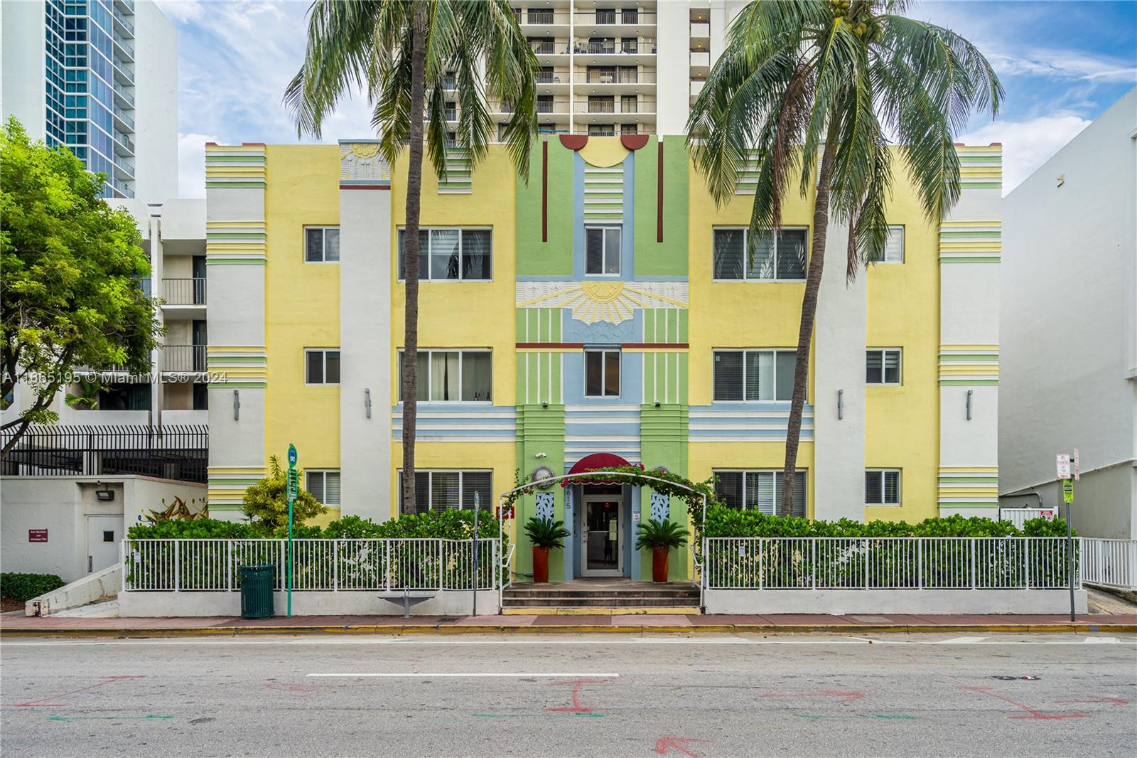 JASMINE CONDO - Residential