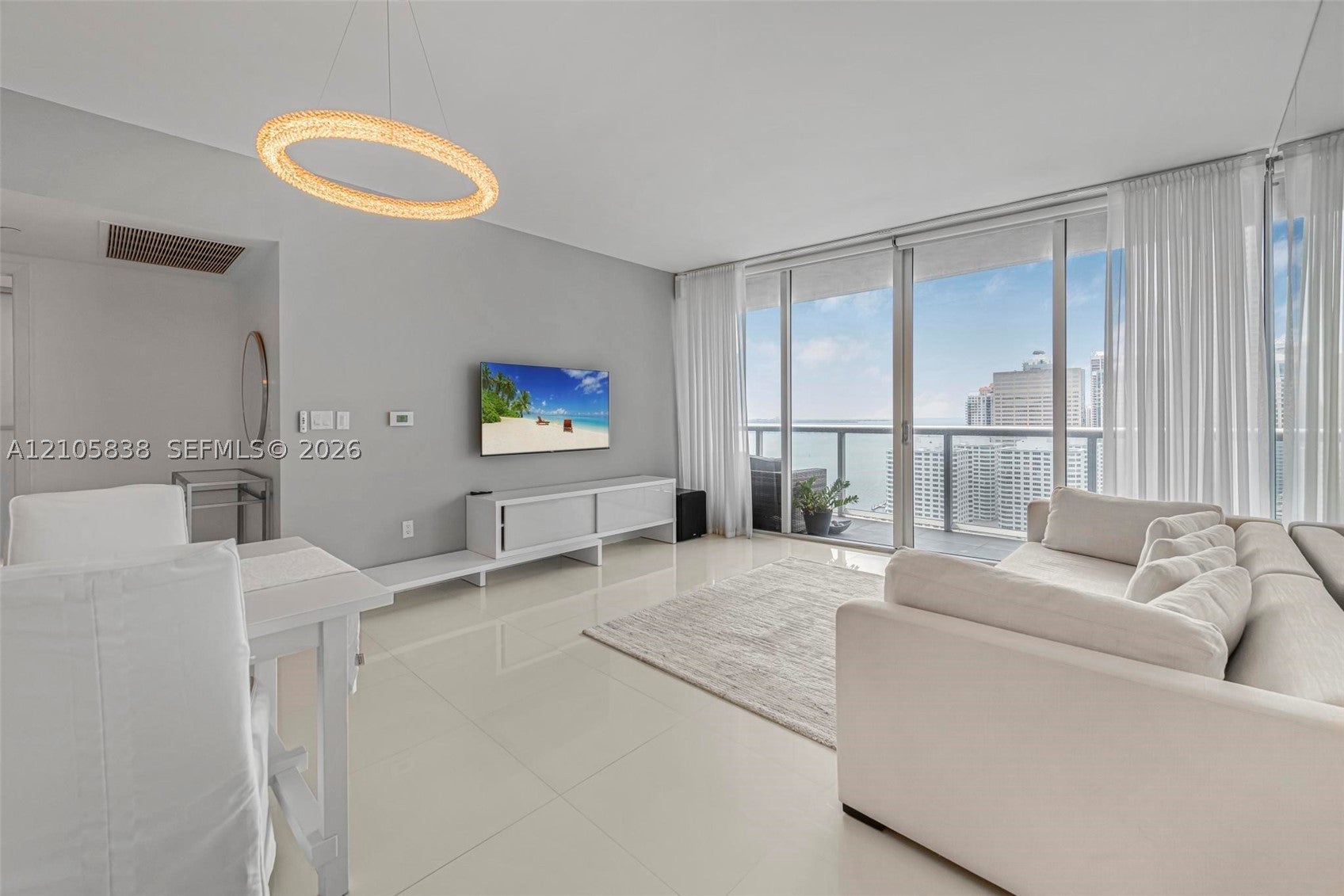 495 Brickell Ave 2411