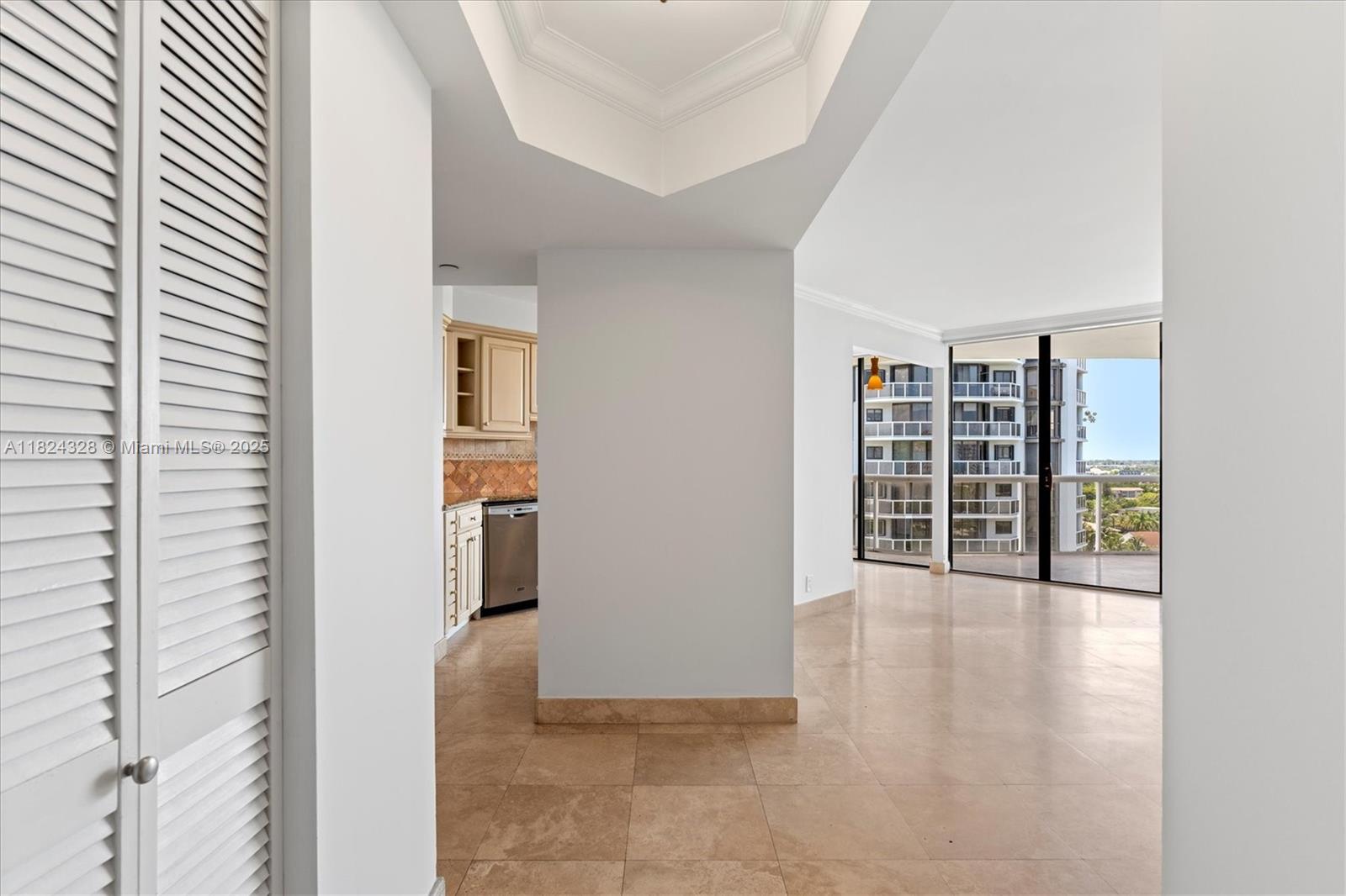 3610 Yacht Club Dr 1116