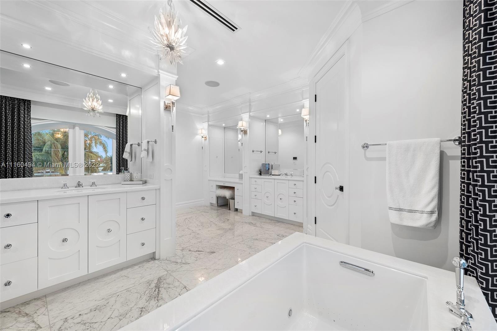 LAUDERDALE ISLES REAMEN P - Residential