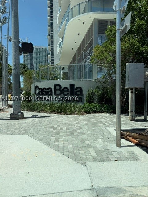 1400 Biscayne Boulevard 2702