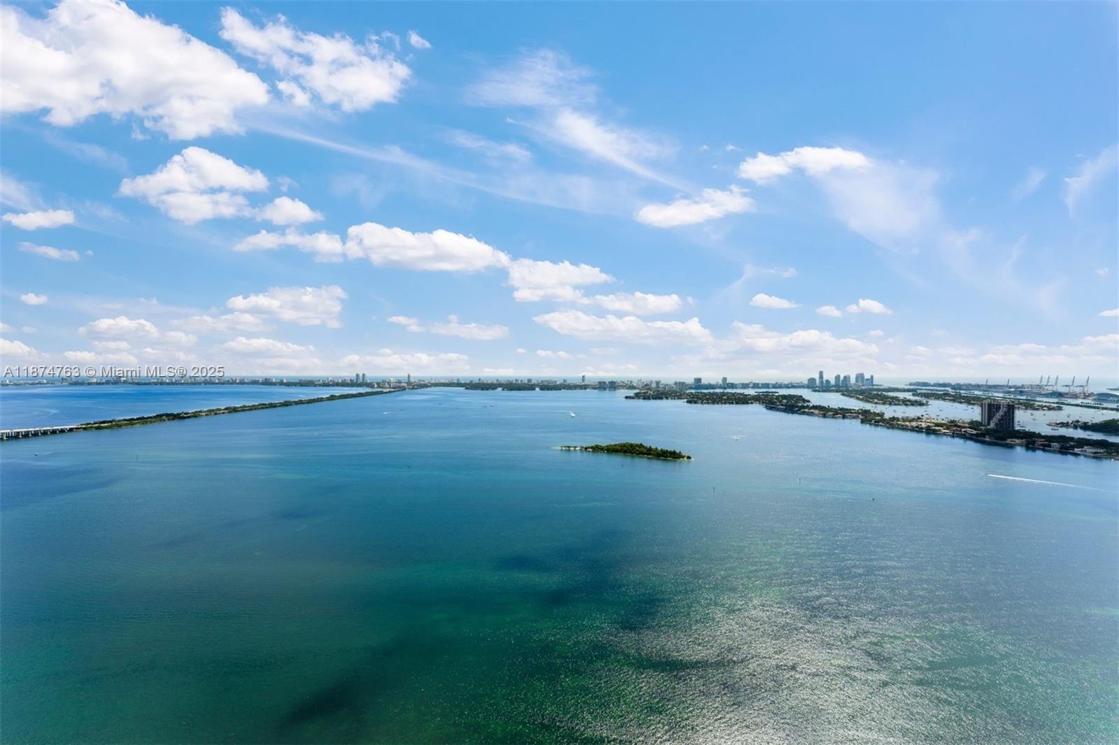 BAY BREEZE - Residential