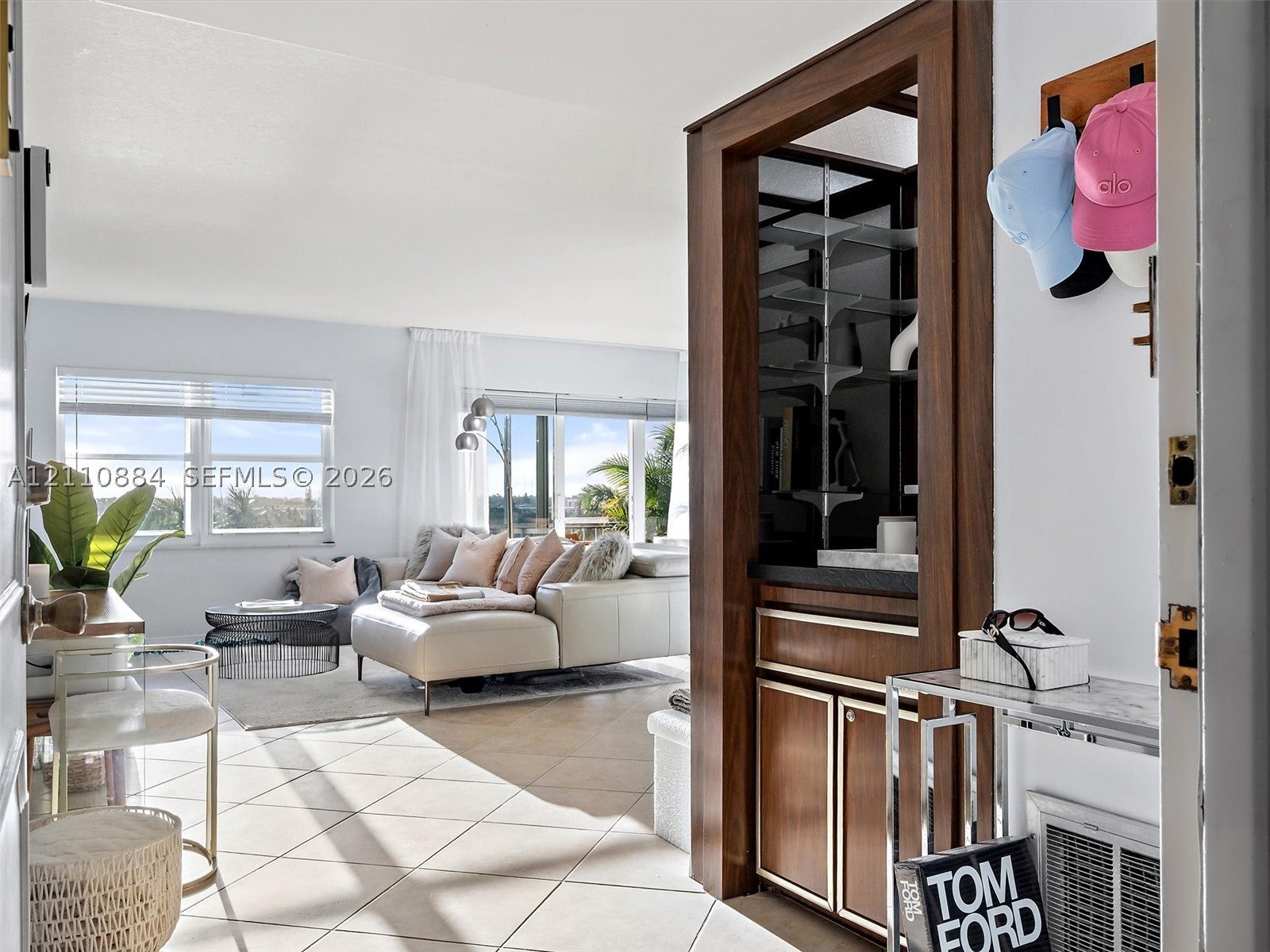 400 Diplomat Pkwy 805
