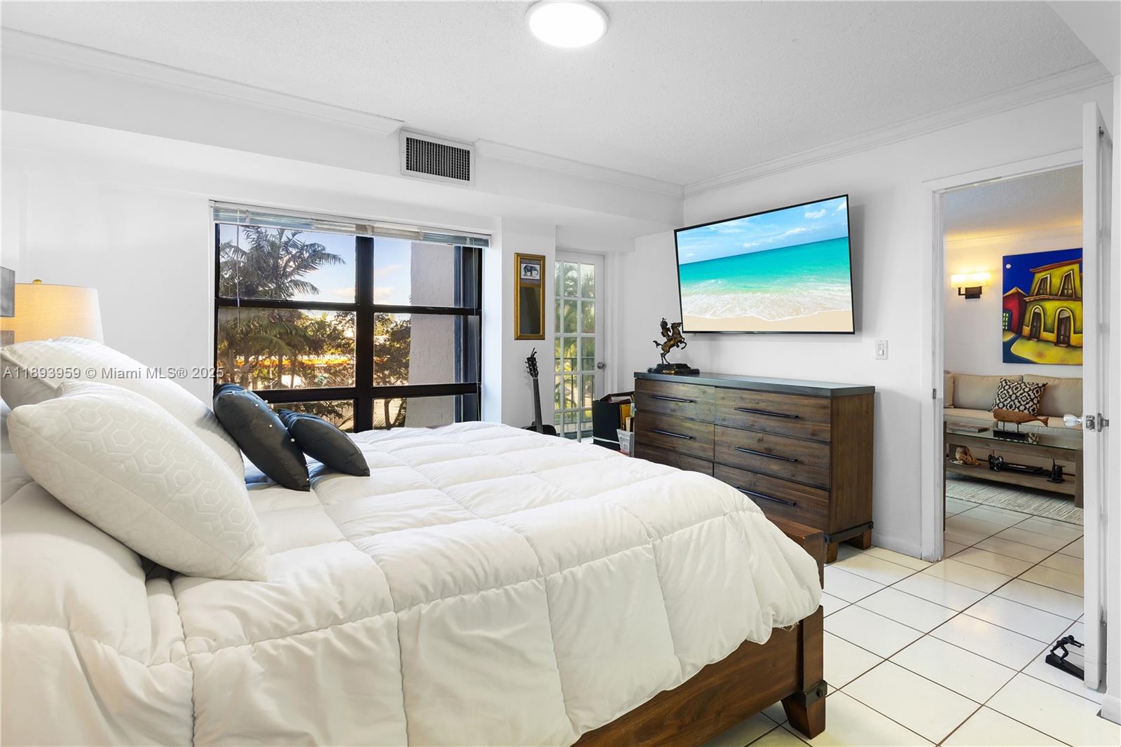 THE PALMS OF KEY BISCAYNE - Residential