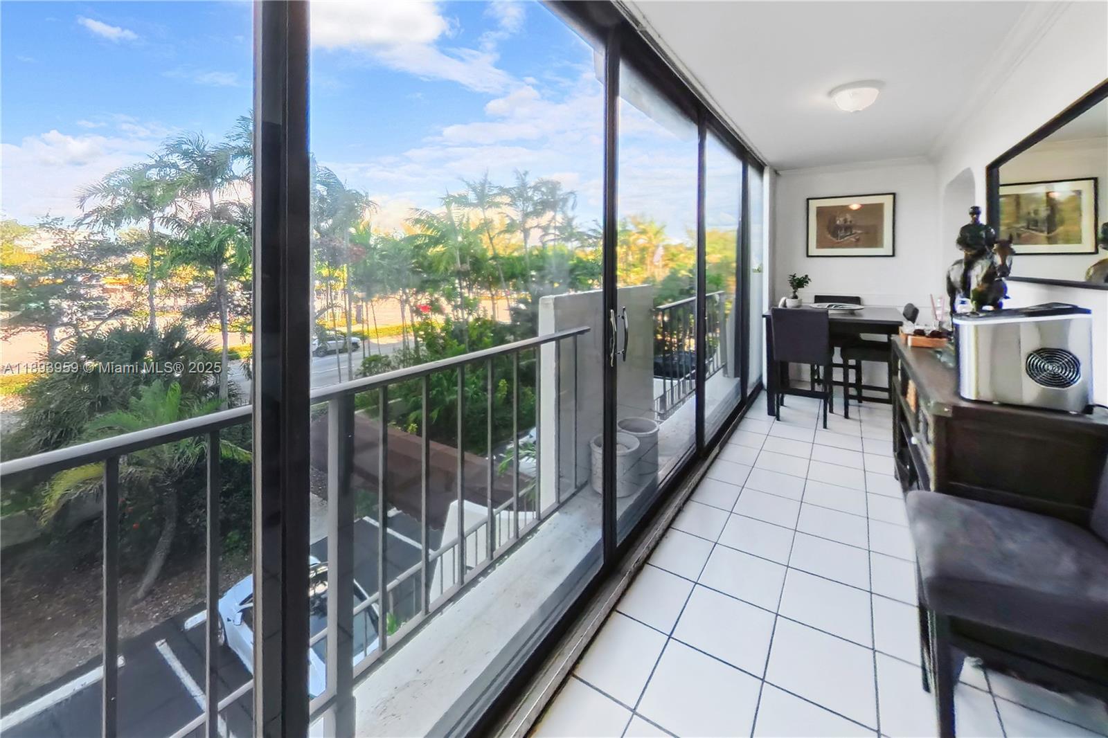 THE PALMS OF KEY BISCAYNE - Residential