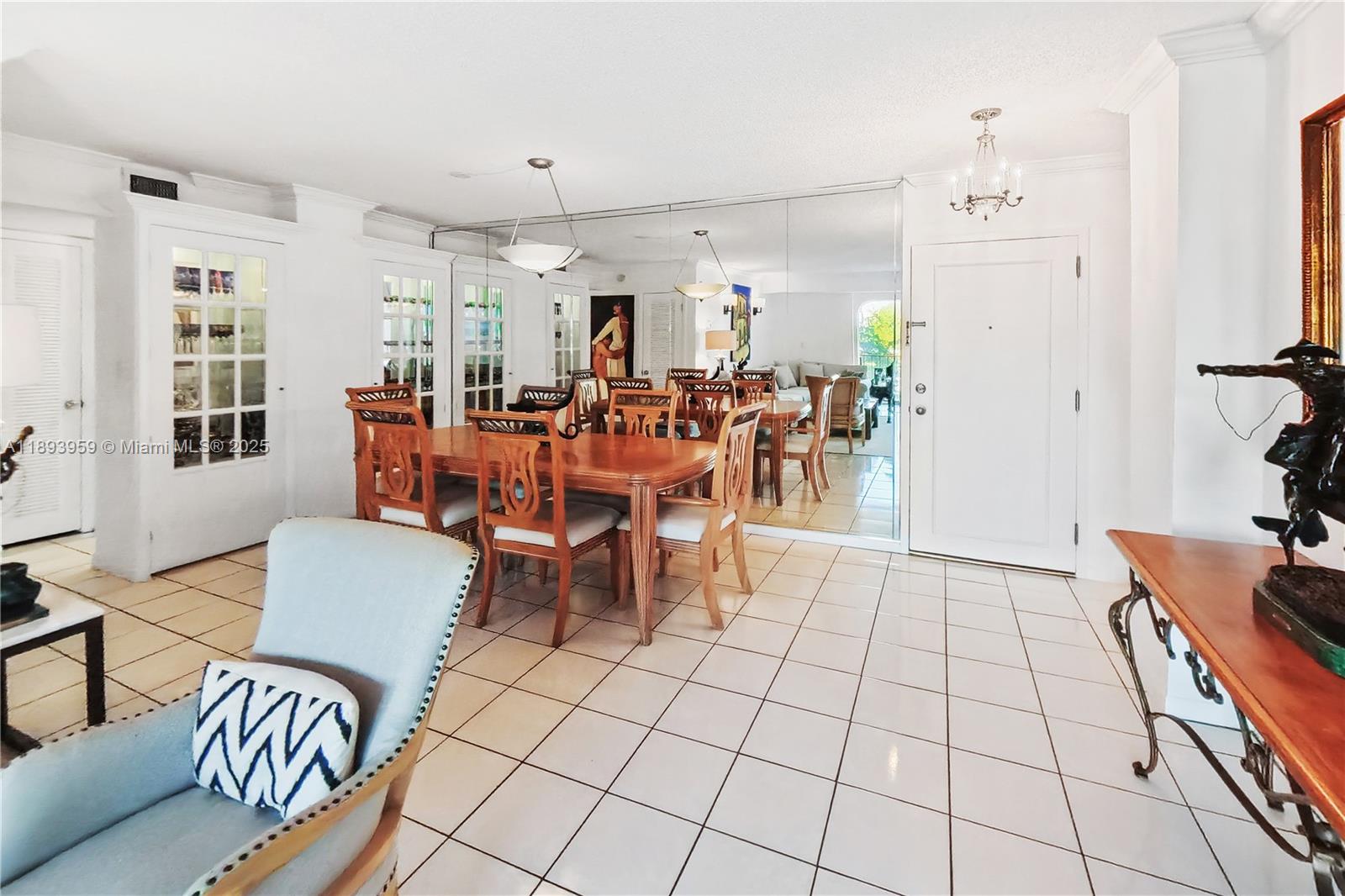 THE PALMS OF KEY BISCAYNE - Residential