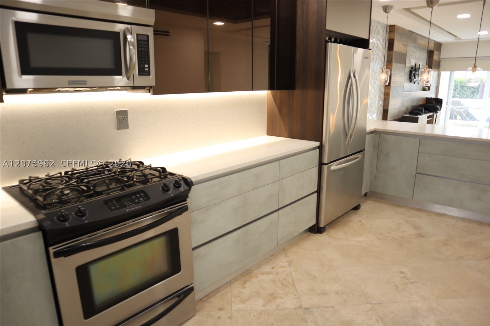 13105 Ixora Ct 112