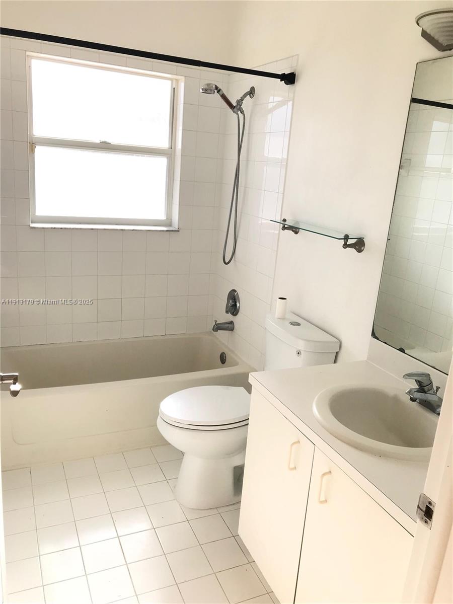 Pine Bay - Residential Lease