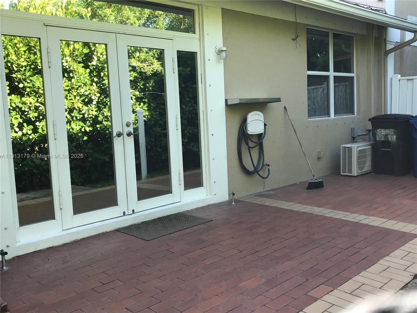 Pine Bay - Residential Lease