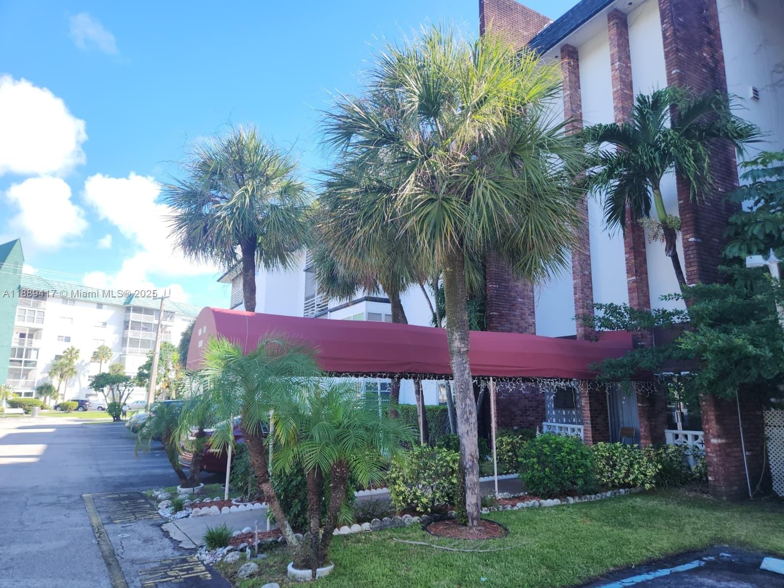 CASTLE APARTMENTS 16 COND - Residential Lease