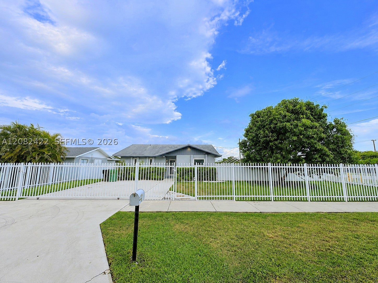 18155 SW 105th Ave, Miami FL 33157