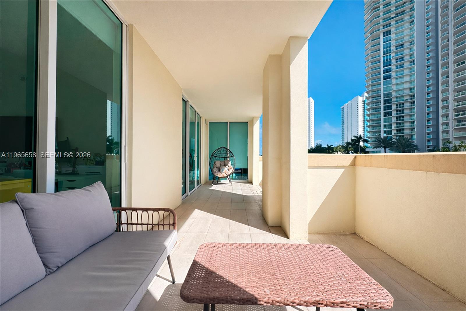 250 Sunny Isles Blvd TH-207