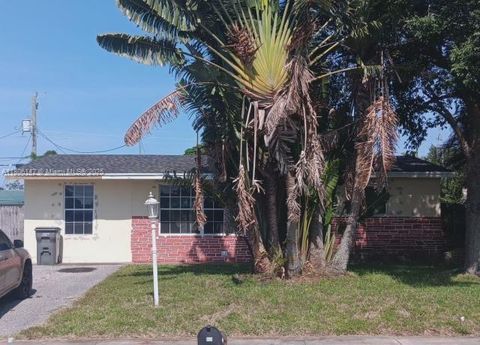 884 Montego Dr West Palm Beach FL 33415