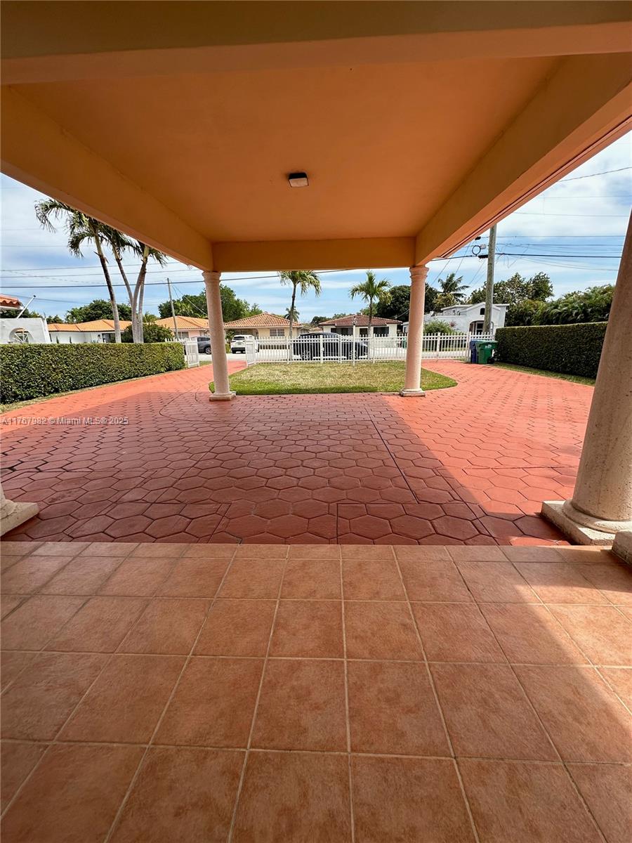 Rental Property at 2216 Sw 60th Ave 2216, Miami, Broward County, Florida - Bedrooms: 2 
Bathrooms: 2  - $3,500 MO.