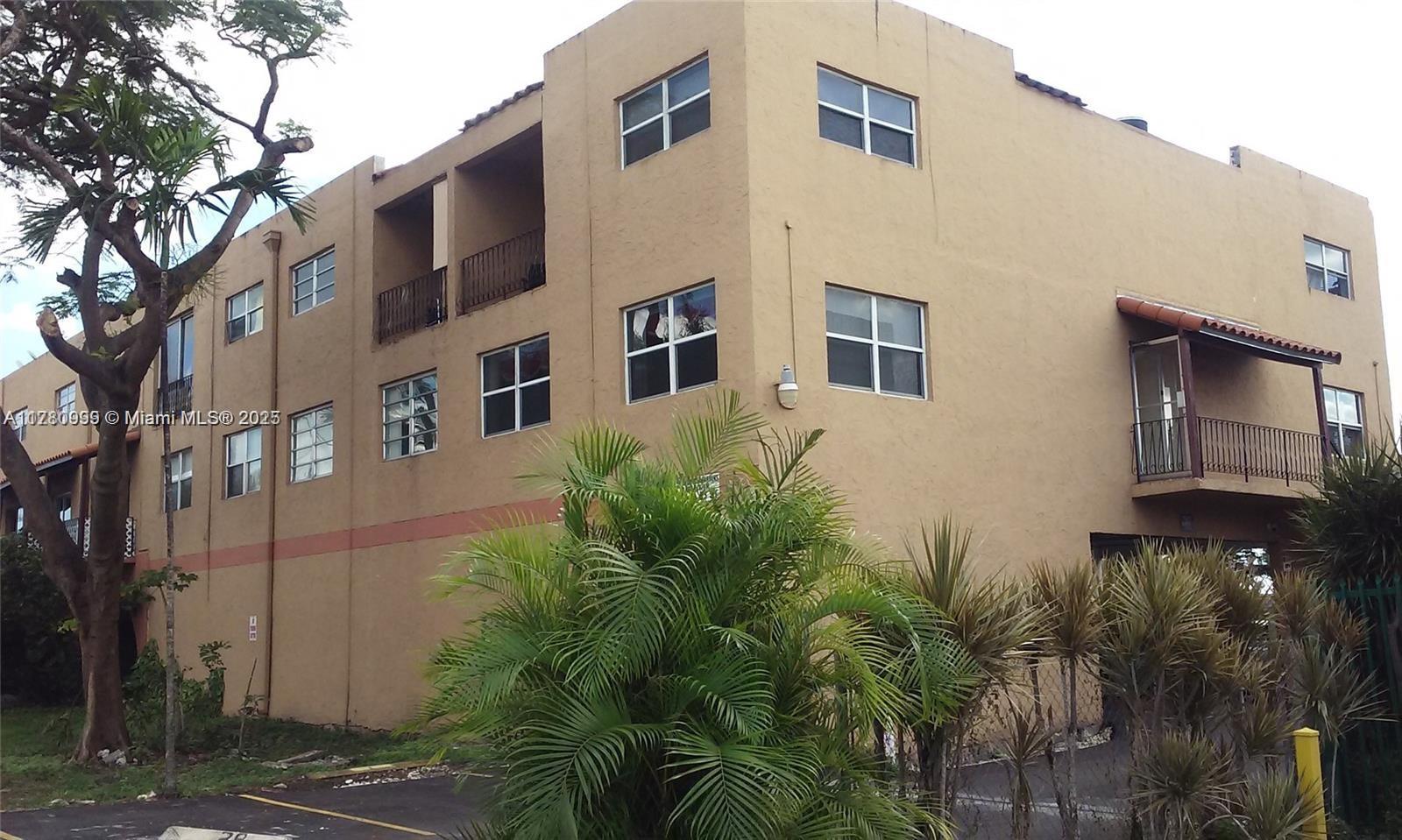 Property for Sale at 1300 W 53rd St 23, Hialeah, Miami-Dade County, Florida - Bedrooms: 2 
Bathrooms: 2  - $265,000