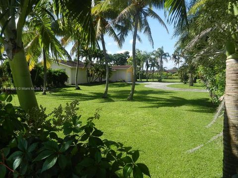 24190 SW 207th Ave, Homestead, FL 33031 - #: A11494048