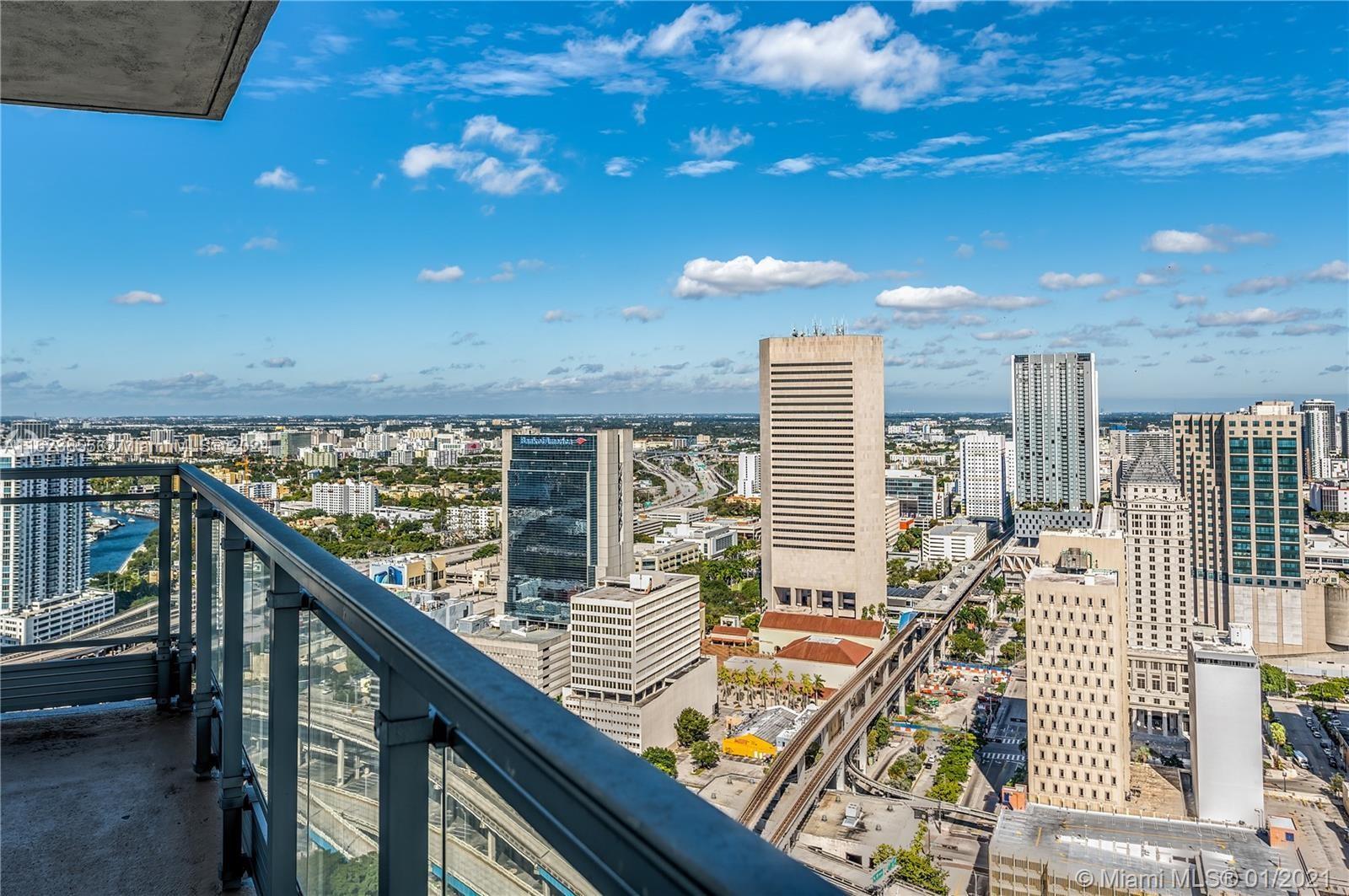 IVY CONDO - Residential Lease