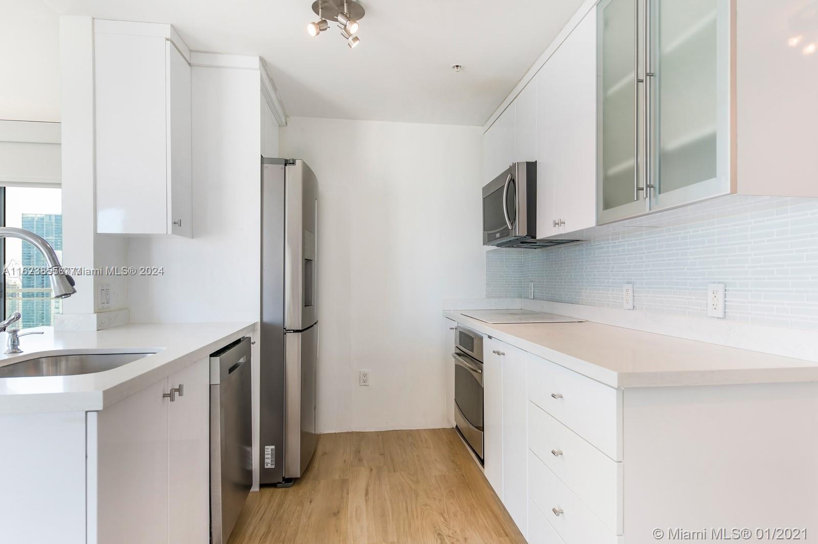 IVY CONDO - Residential Lease