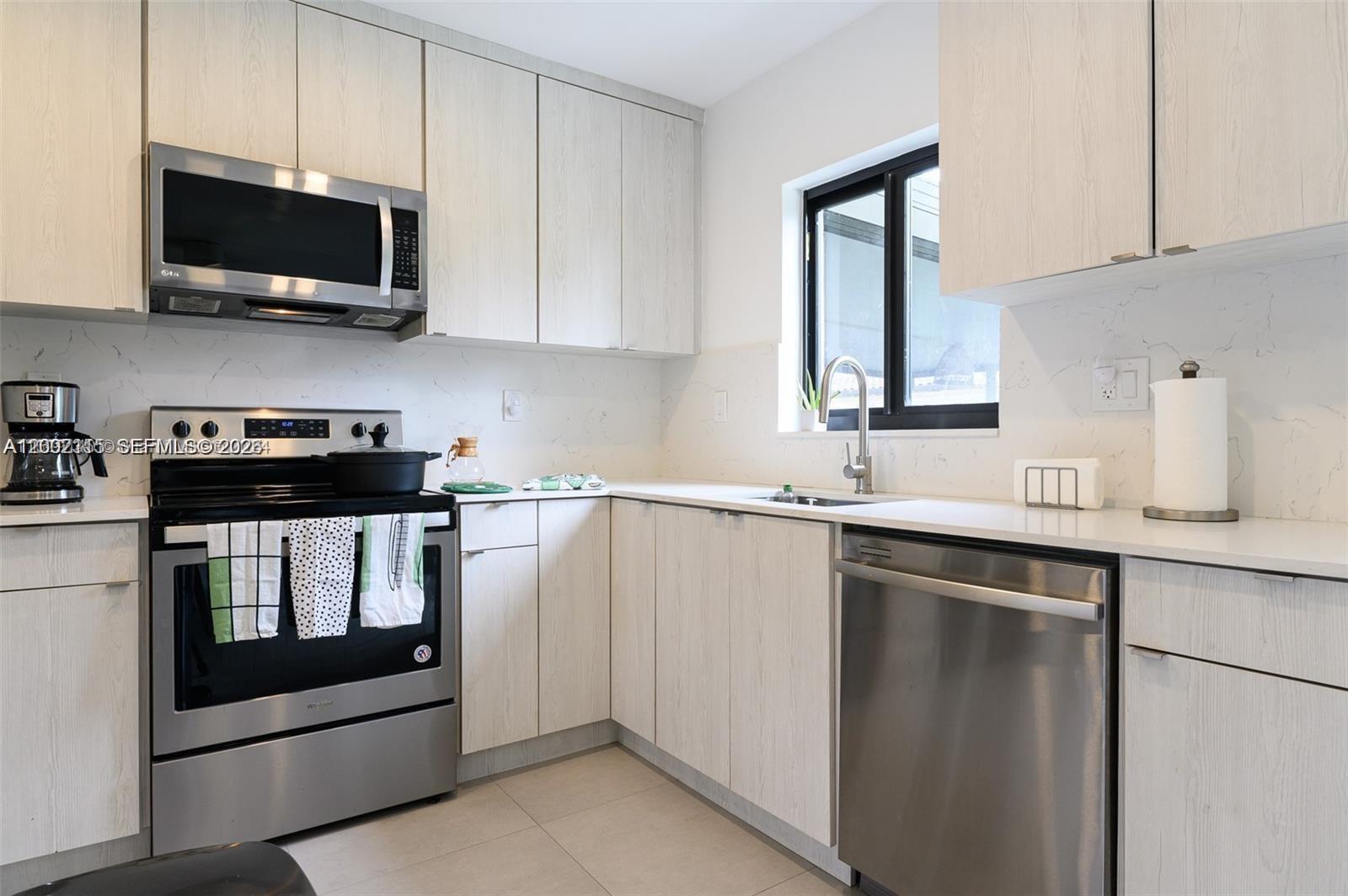 SYLVANIA HEIGHTS - Residential Lease