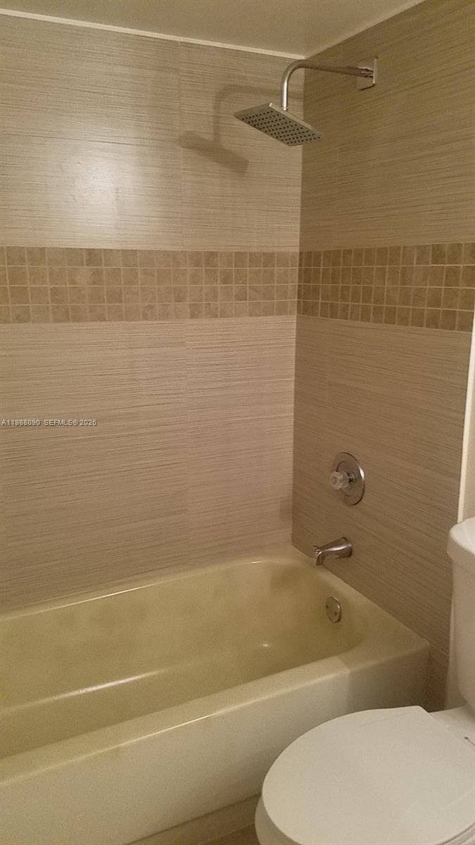 LAS VISTAS AT DORAL CONDO - Residential Lease