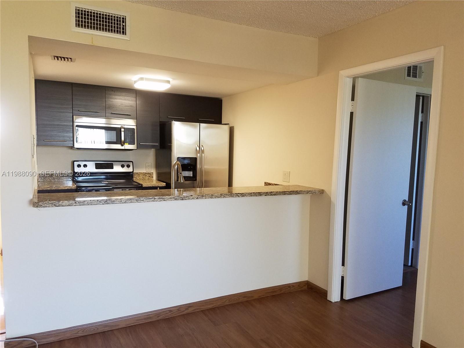 LAS VISTAS AT DORAL CONDO - Residential Lease