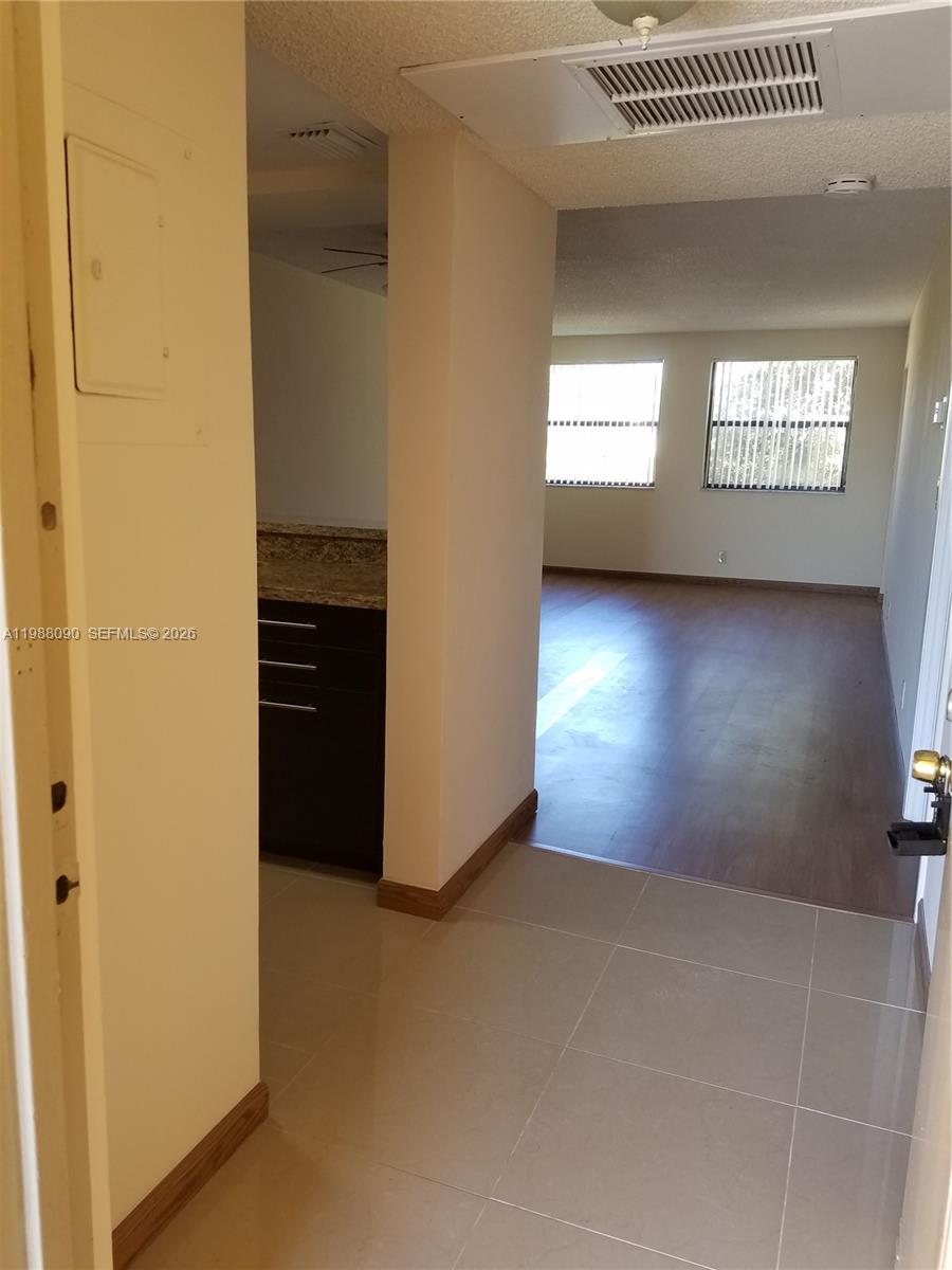 LAS VISTAS AT DORAL CONDO - Residential Lease