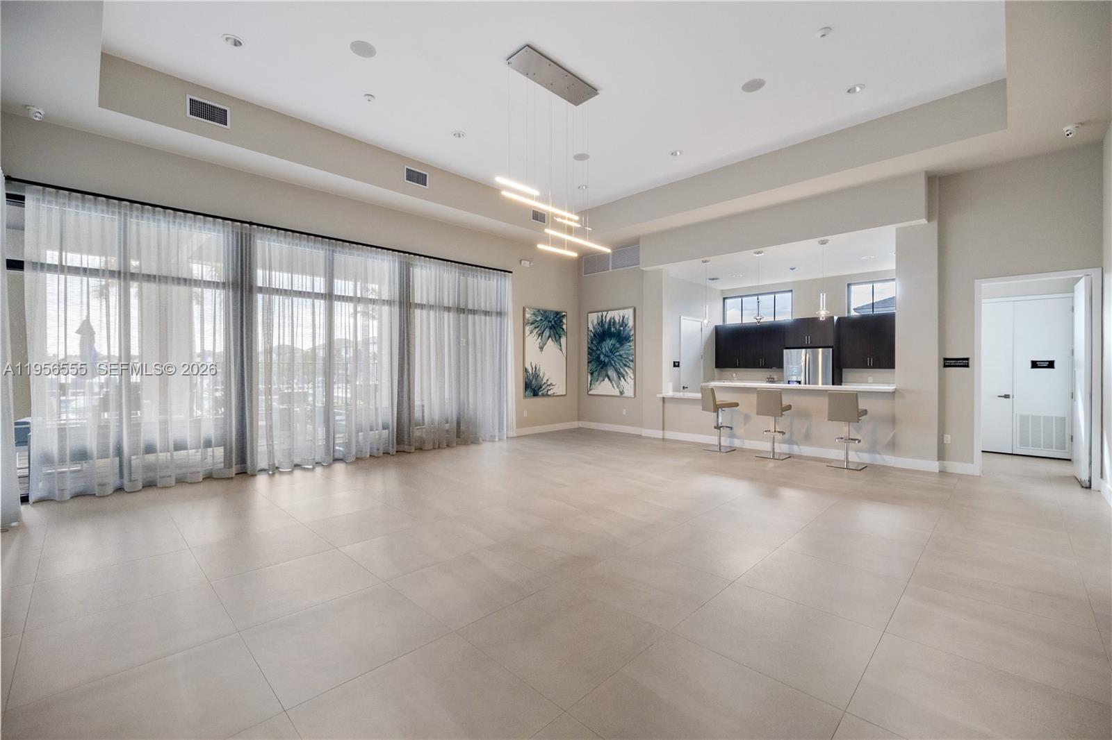 TUSCAN ISLES - Residential