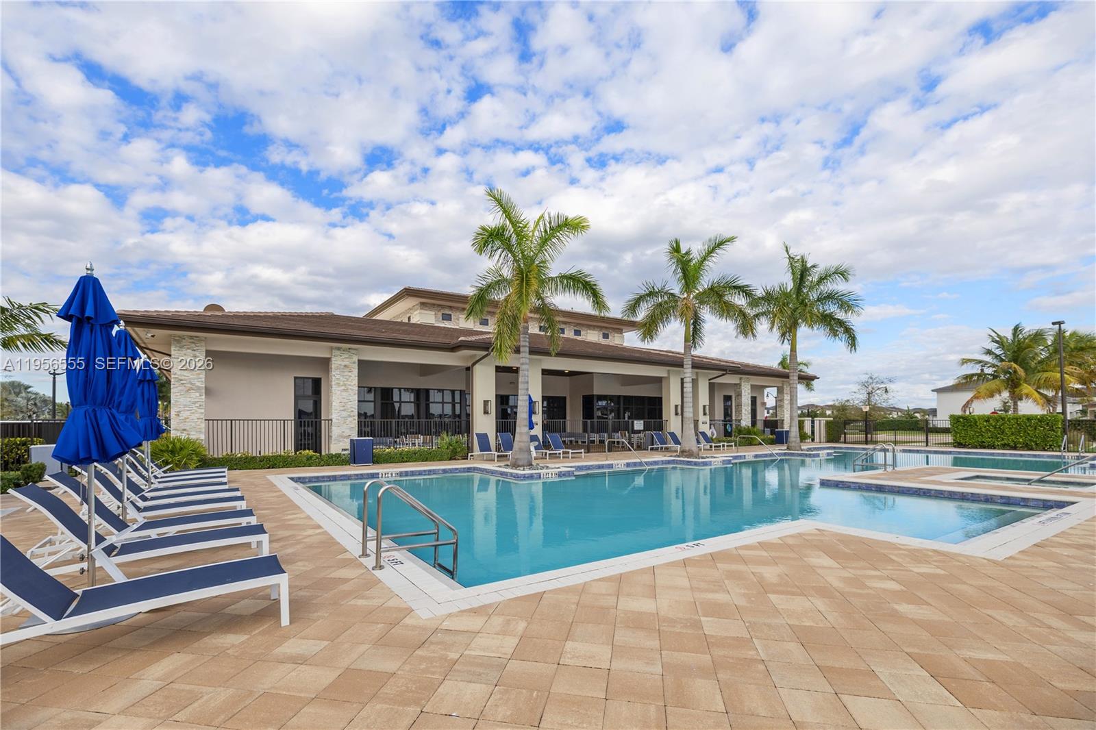 TUSCAN ISLES - Residential