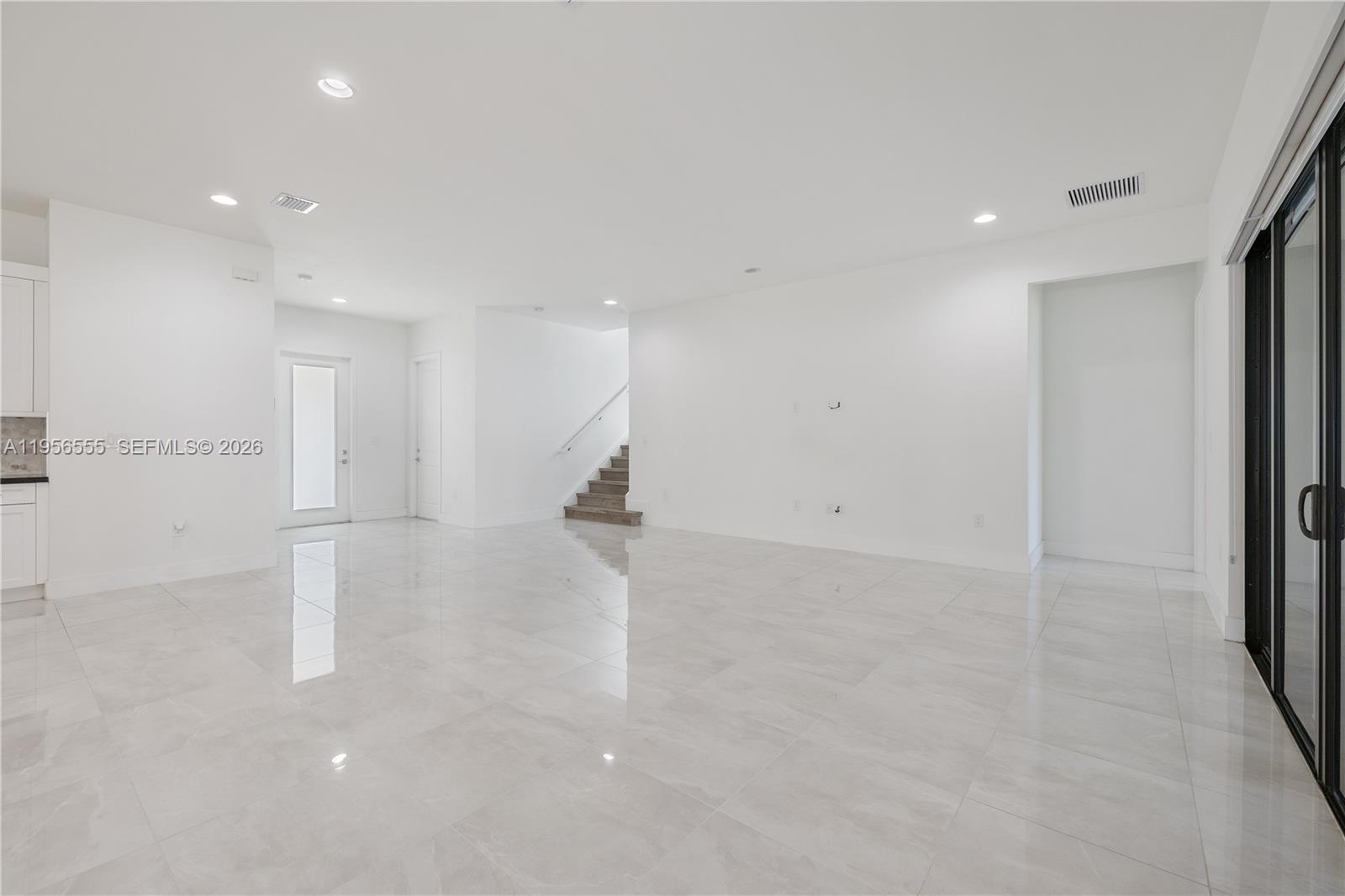 TUSCAN ISLES - Residential