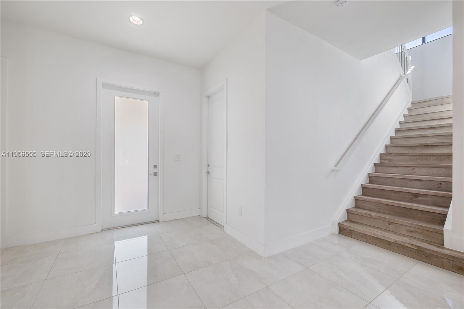 TUSCAN ISLES - Residential