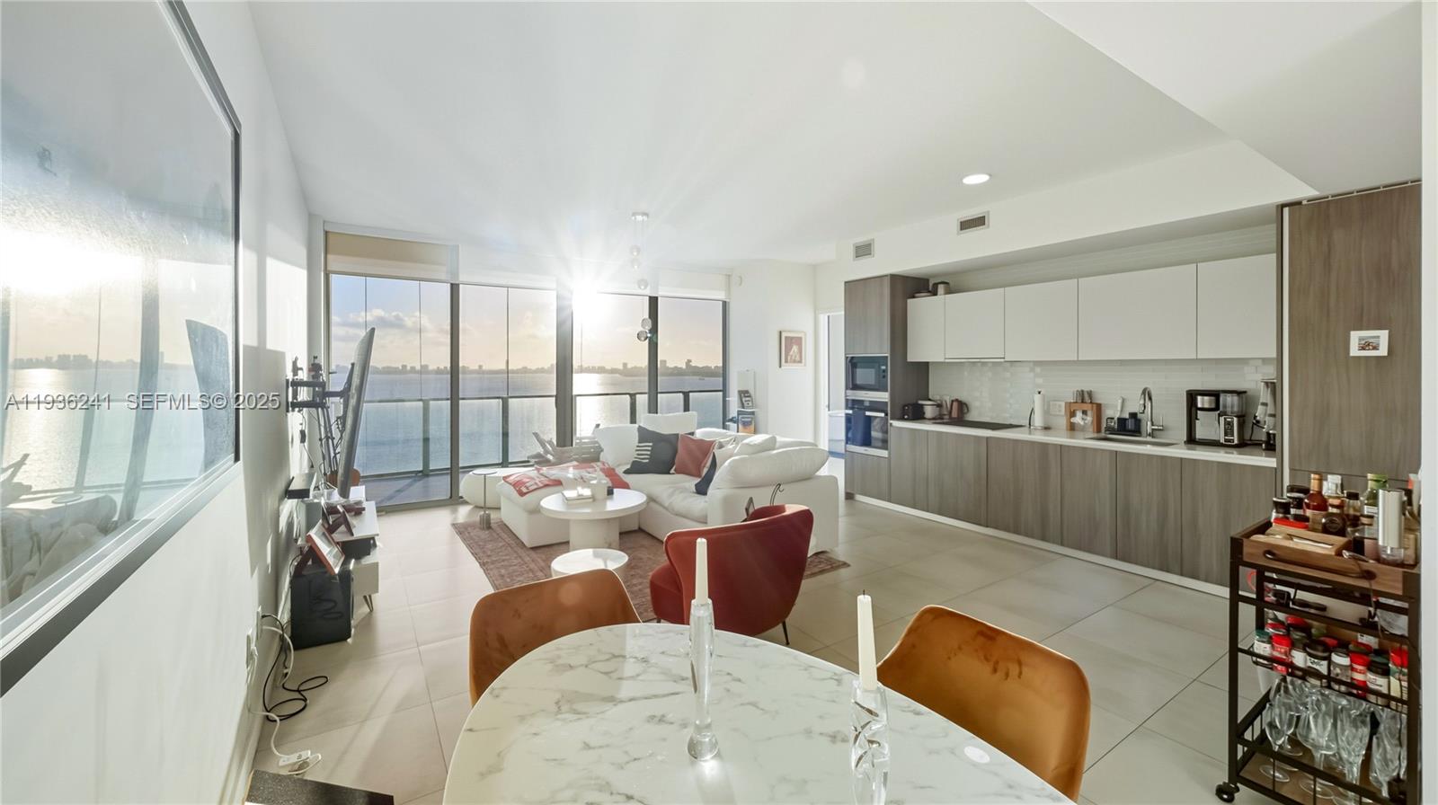 2900 NE 7th Ave 1604