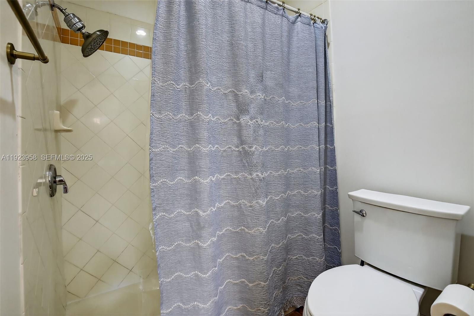 PEMBROKE FALLS PHASE 3 - Residential Lease