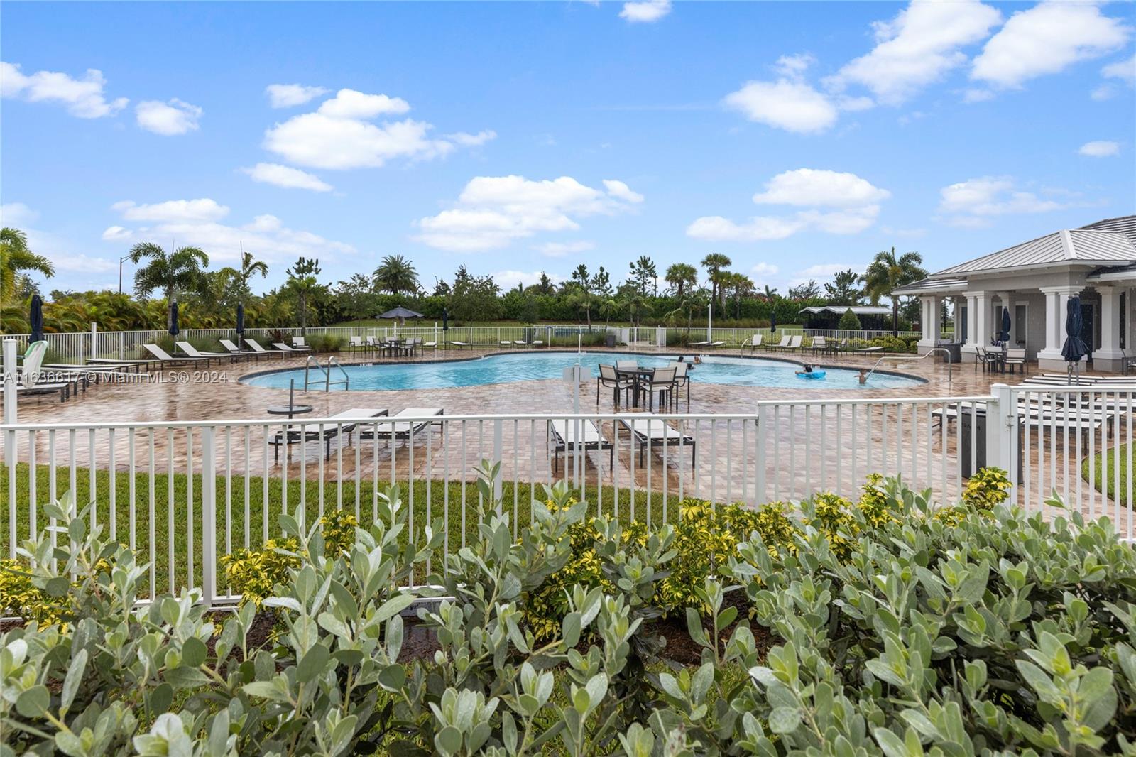 PULTE AT TRADITION PHASE - Residential Lease